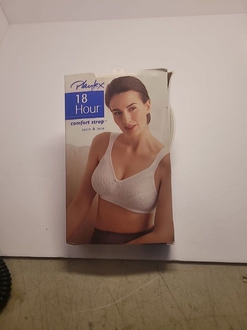 Playtex 18 Hour Comfort Strap Satin And Silk Size 40D New In Box